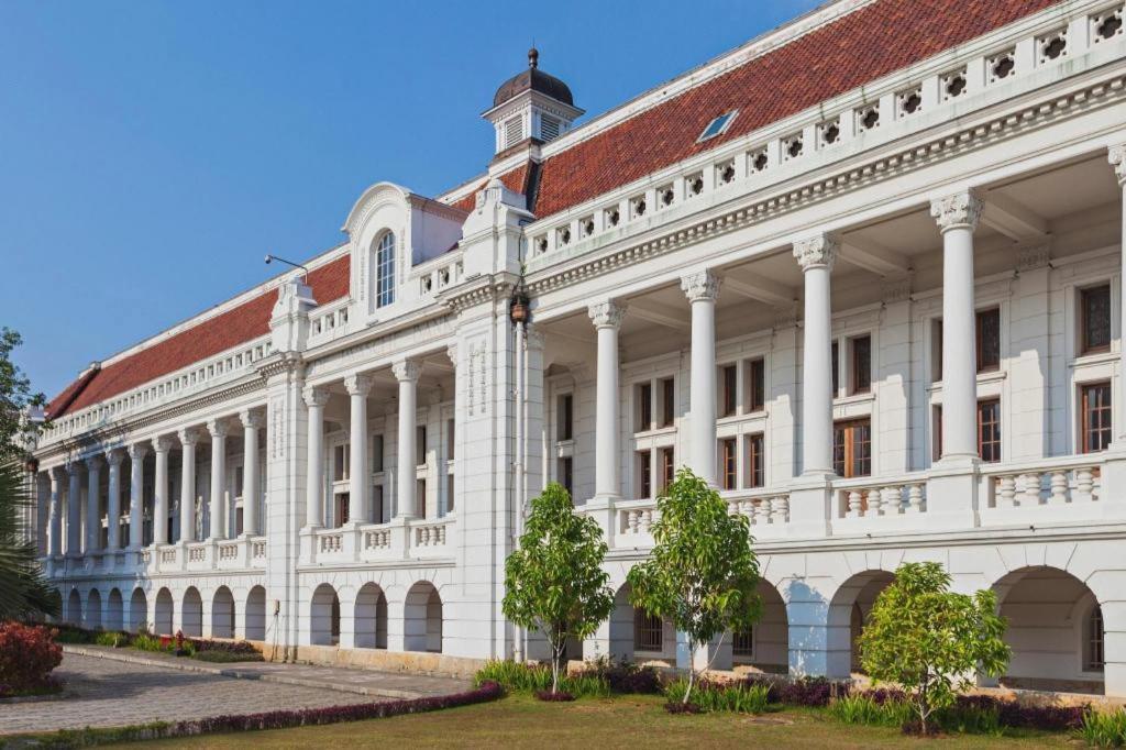 Collection O 6 Grand Palace Kemayoran Jakarta Exterior photo